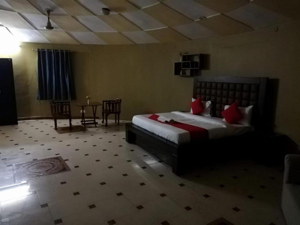 Kajipuria Resort Gajraula Exterior photo