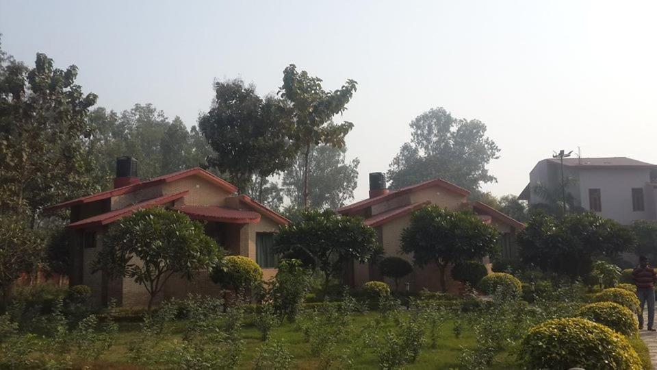 Kajipuria Resort Gajraula Exterior photo